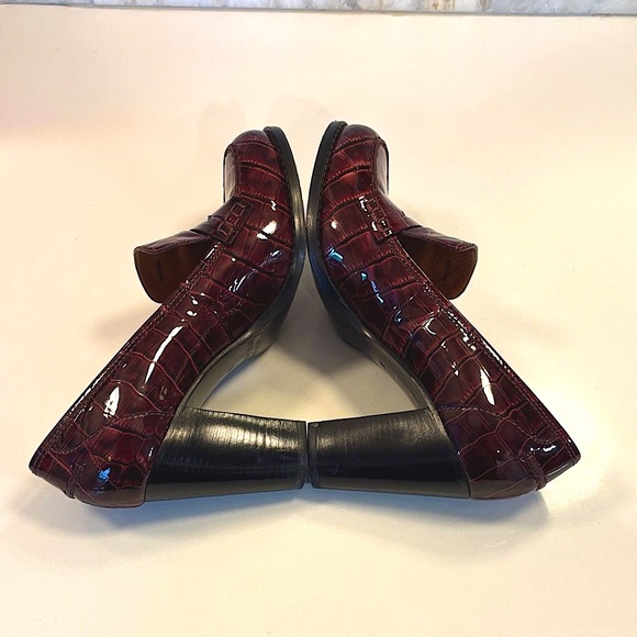 Marc By Marc Jacobs Burgundy Patent Leather Heels - Picture 7 of 15